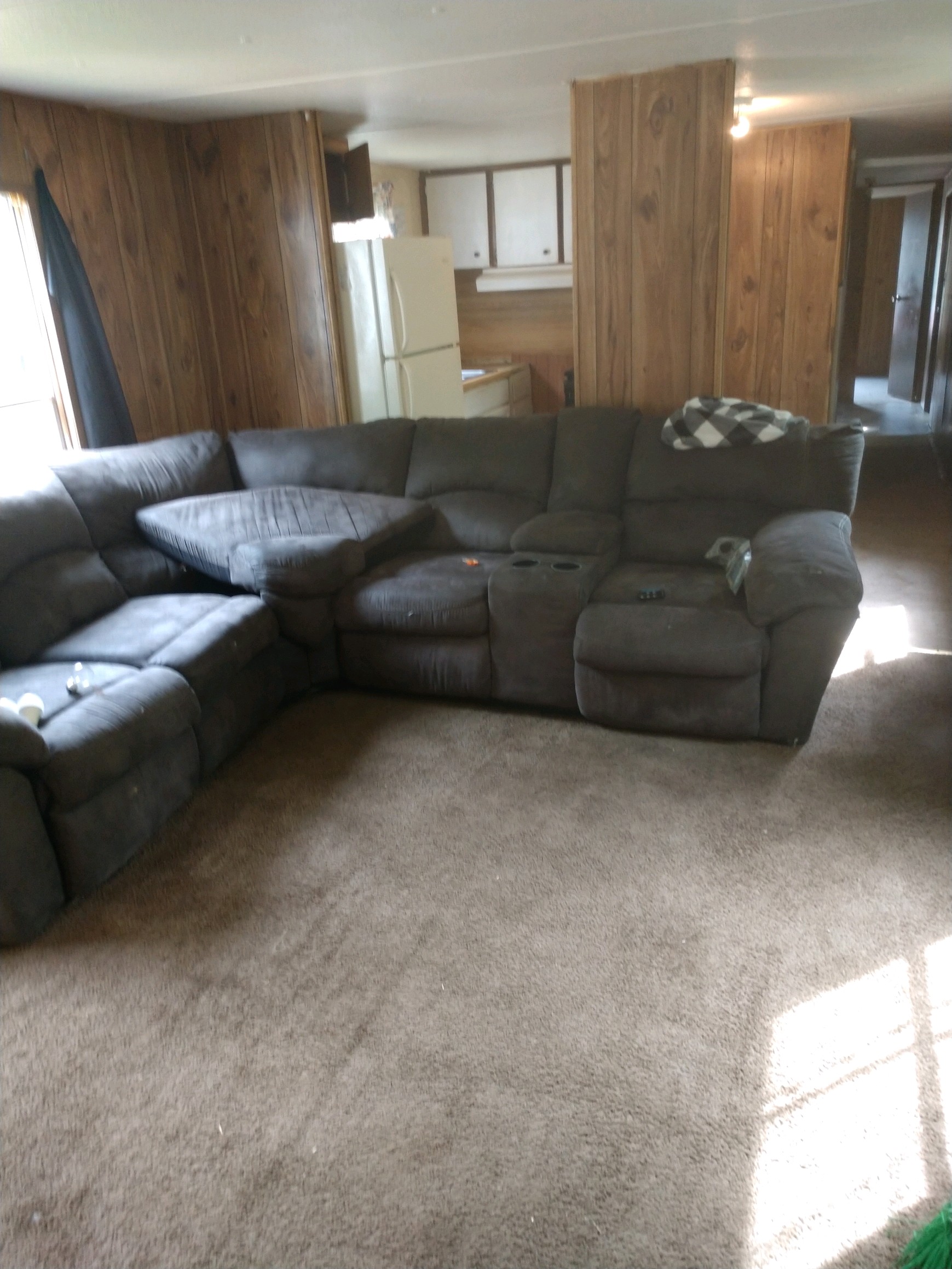 1682 Ford Ln